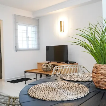 Martina - Seaview Apartamento