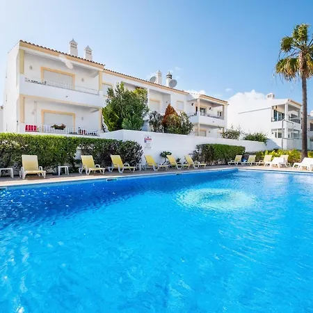 Martina - Seaview Albufeira